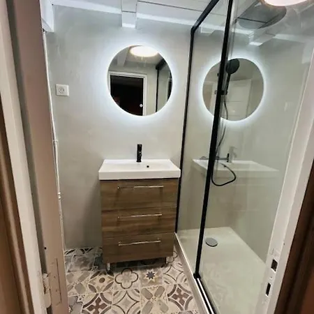 *blue Eden* Au Coeur Du Village *